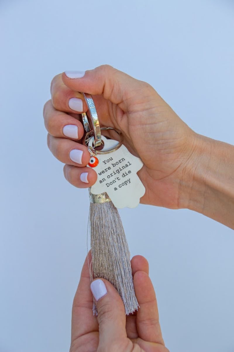 Hamsa mantra key chain with tassel - Stylish Luck Home Decor | Hamsa \ Hand Of Fatima | Good Luck Gifts