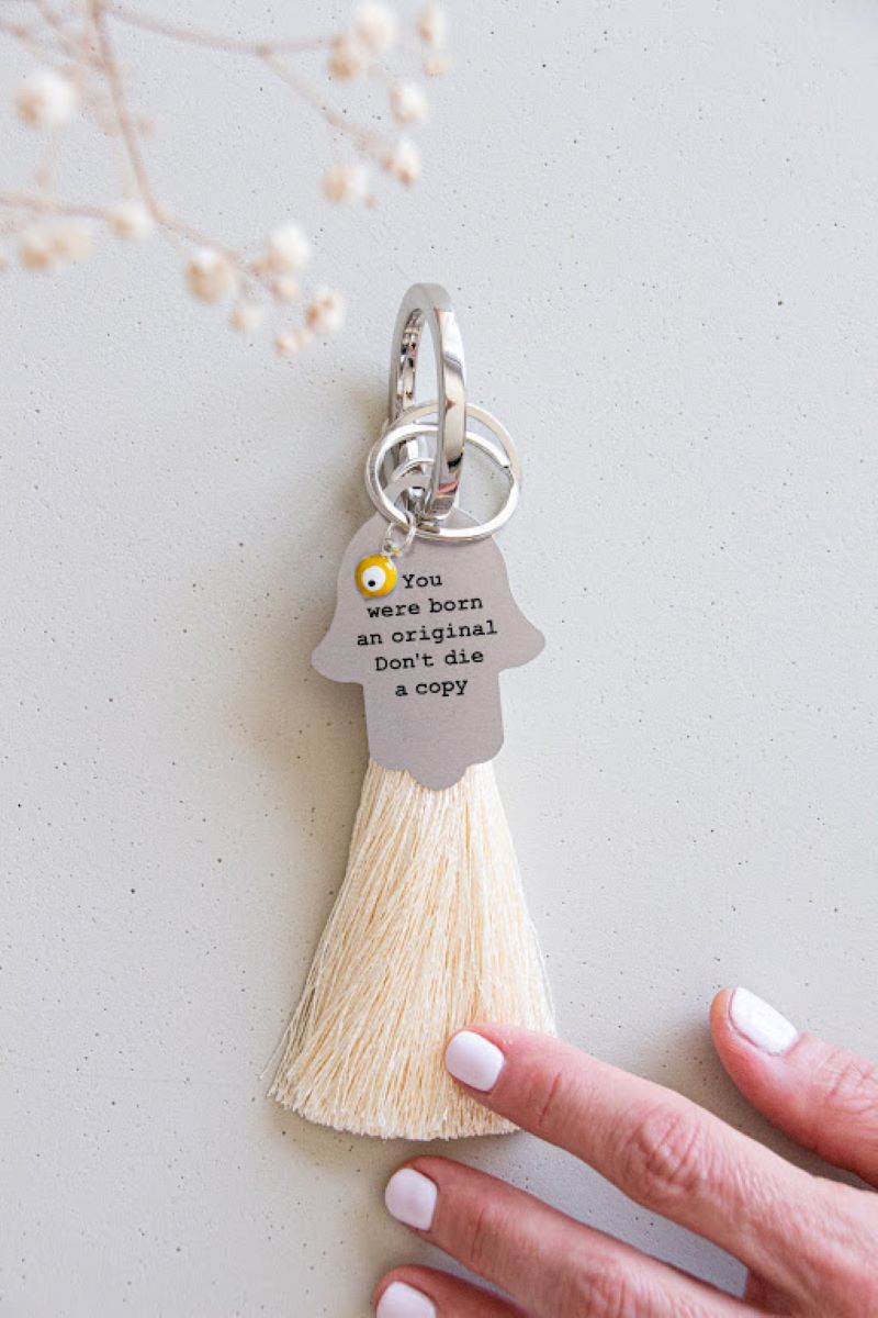 Hamsa mantra key chain with tassel - Stylish Luck Home Decor | Hamsa \ Hand Of Fatima | Good Luck Gifts
