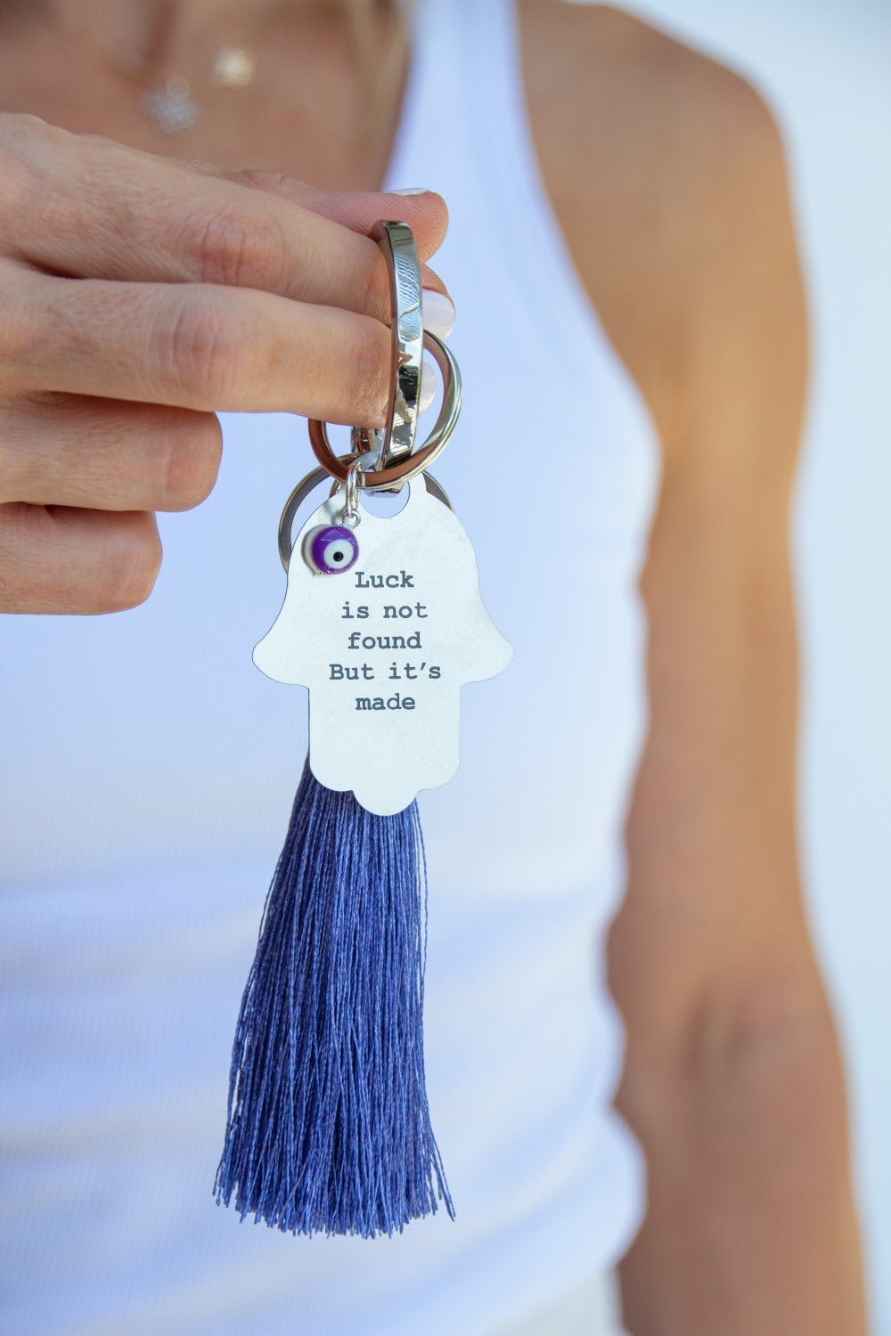 Hamsa mantra key chain with tassel - Dark purple - Stylish Luck Home Decor | Hamsa \ Hand Of Fatima | Good Luck Gifts