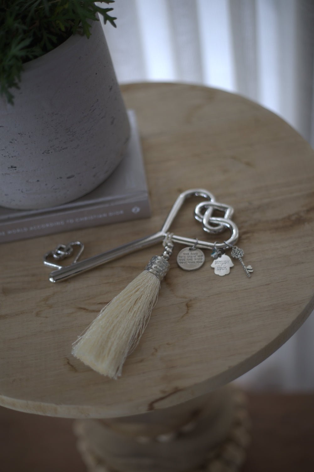 Lucky Key Wall Hanging in Silver with Turquoise Silk Tassel - Stylish Luck Home Decor | Hamsa \ Hand Of Fatima | Good Luck Gifts