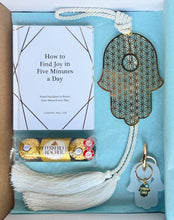 Load image into Gallery viewer, Holiday Gift Set -gold &amp; white - Stylish Luck Home Decor | Hamsa \ Hand Of Fatima | Good Luck Gifts