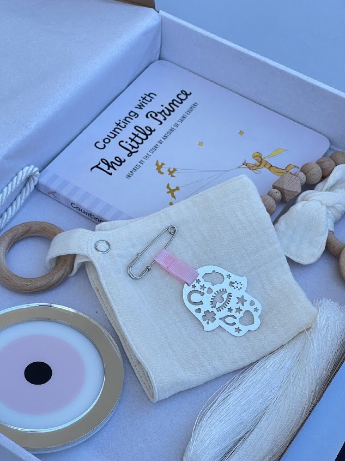 New born baby girl elegant gift set - Stylish Luck Home Decor | Hamsa \ Hand Of Fatima | Good Luck Gifts